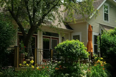 15906 NIAGARA RIVER Parkway, ON L0S 1J0