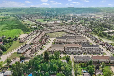 4102 Fracchioni Drive, ON L0R 1B4