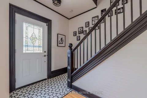 69 Peel Street, ON K9V 3M5