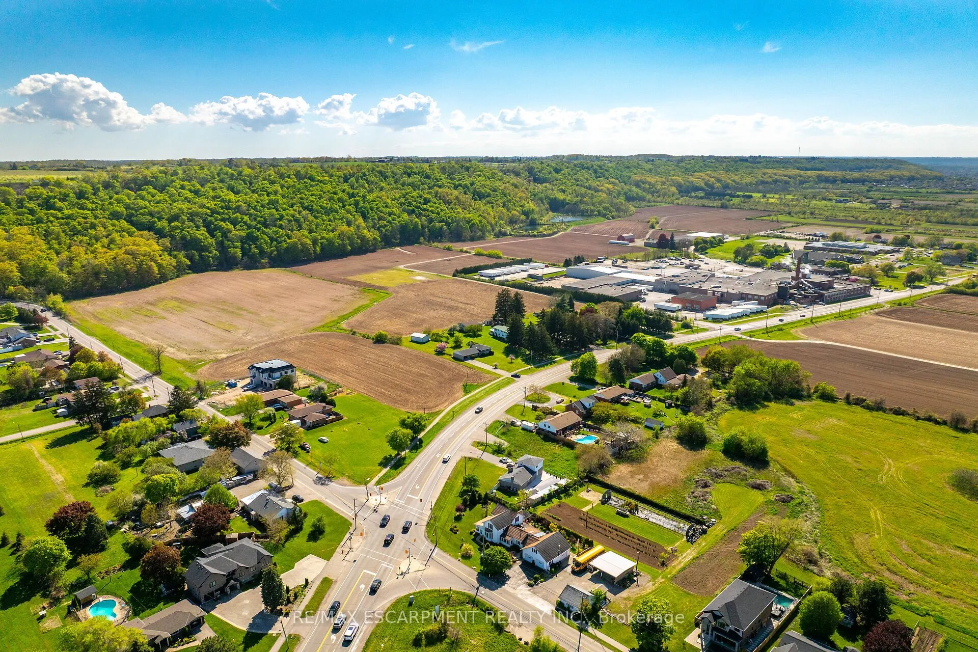 944 & 994 #8 Highway, ON L8E 5J1