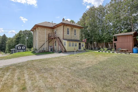 135 Canterbury Street, ON N5C 1E1