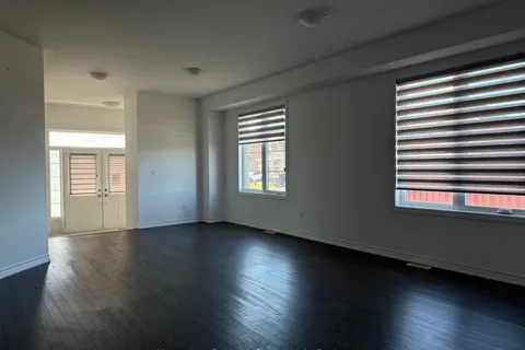 2 Mackenzie Street, ON N0C 1B0