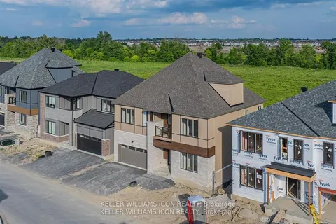 521 Elation Heights, ON K2J 7M7