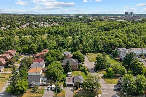 1133 Snow Street, ON K1J 7R5