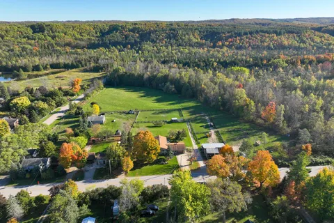 667280 20th Side Road, ON L9V 0V6