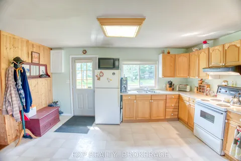 1013 Turner Way, ON K0H 1B0