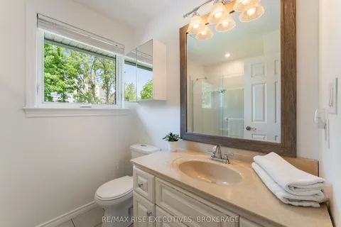 115 Fairway Hill Crescent, ON K7M 2B5