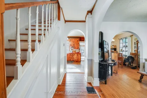 3 Dundas Street, ON N0B 1T0