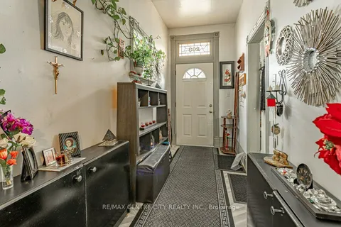 203 Rectory Street, ON N5Z 2A6