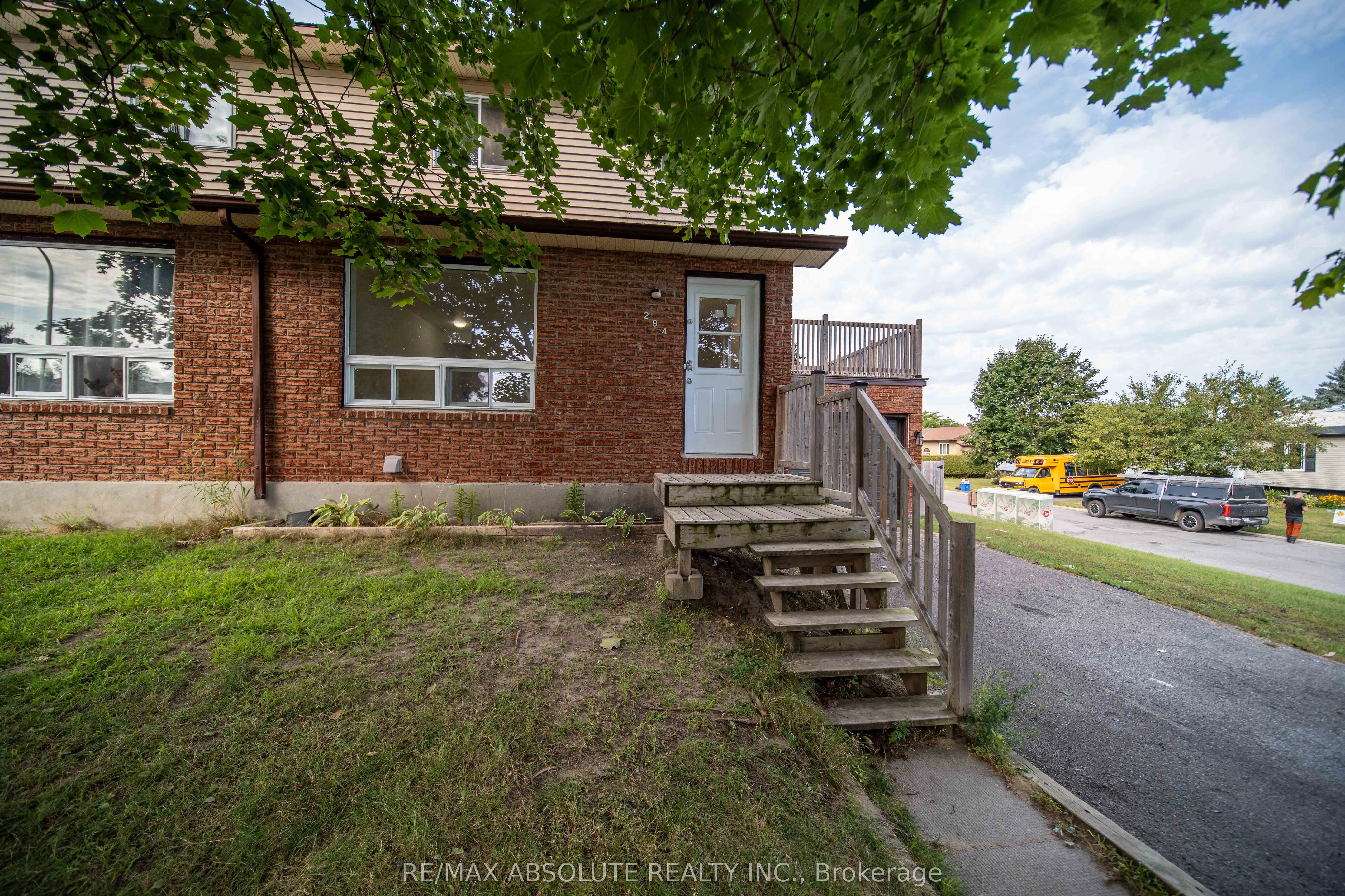 294 Therese Avenue, ON K4K 1G9