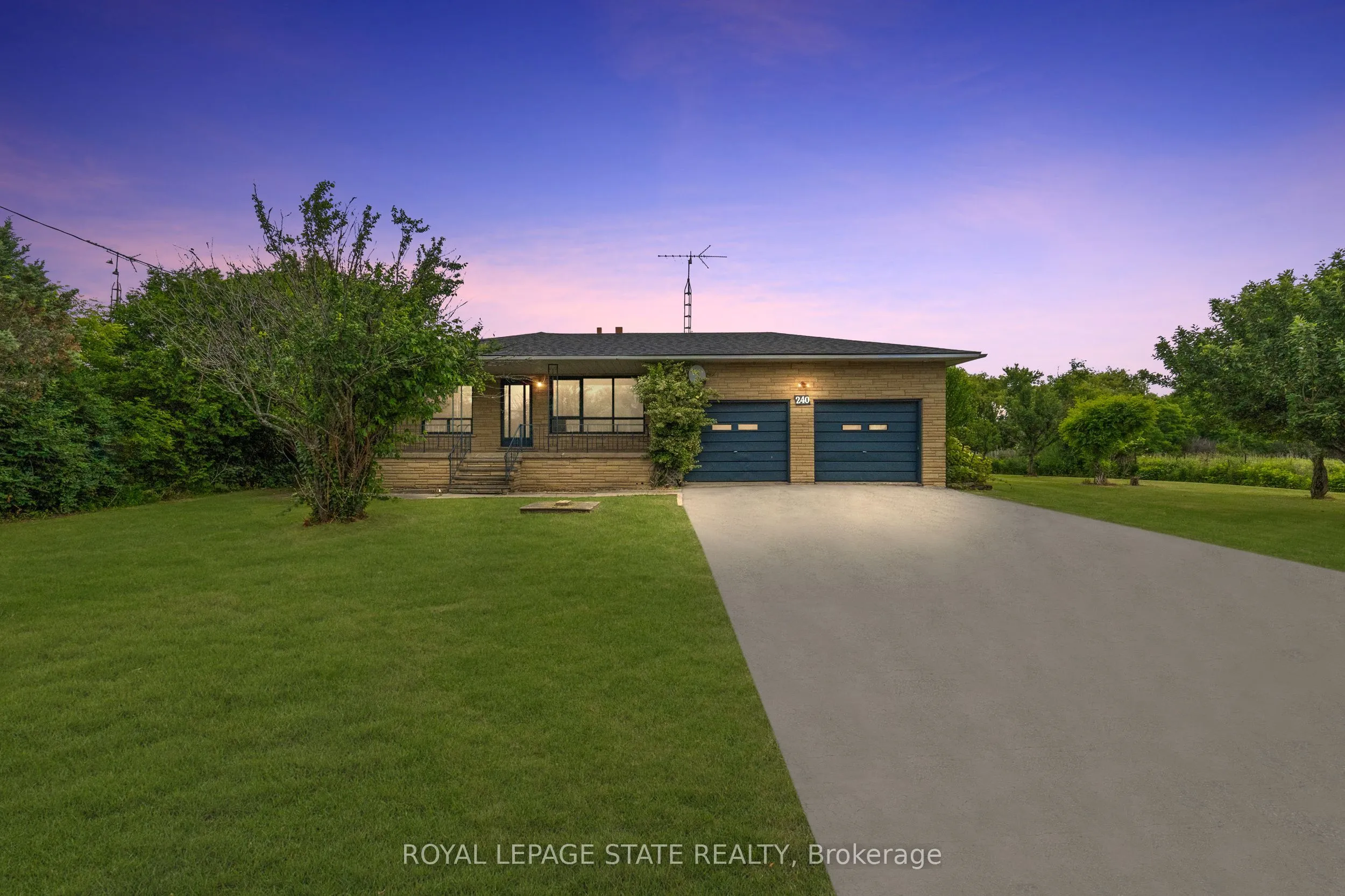 240 Mud Street, ON L0R 1M0