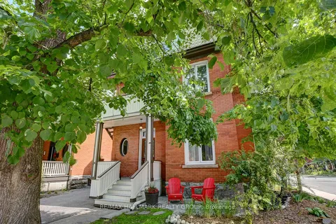 120 Strathcona Avenue, ON K1S 1X6