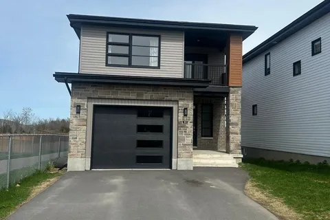 51 Erie Court, ON K7N 0E3