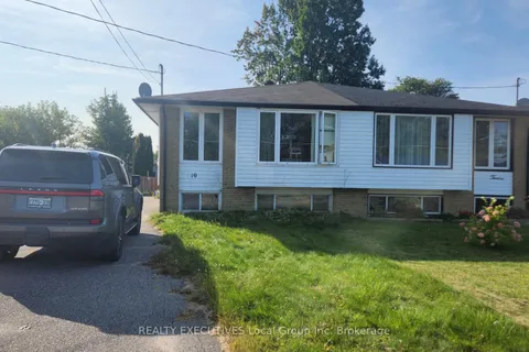 10 CHARLTON Crescent, ON P1A 3M9