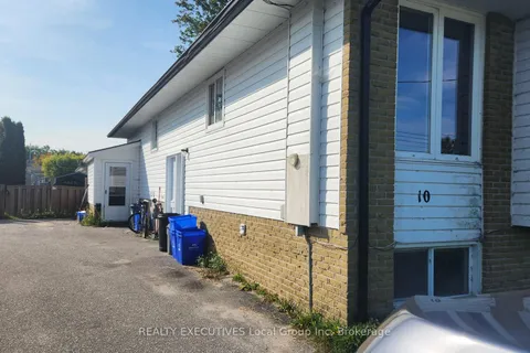 10 CHARLTON Crescent, ON P1A 3M9