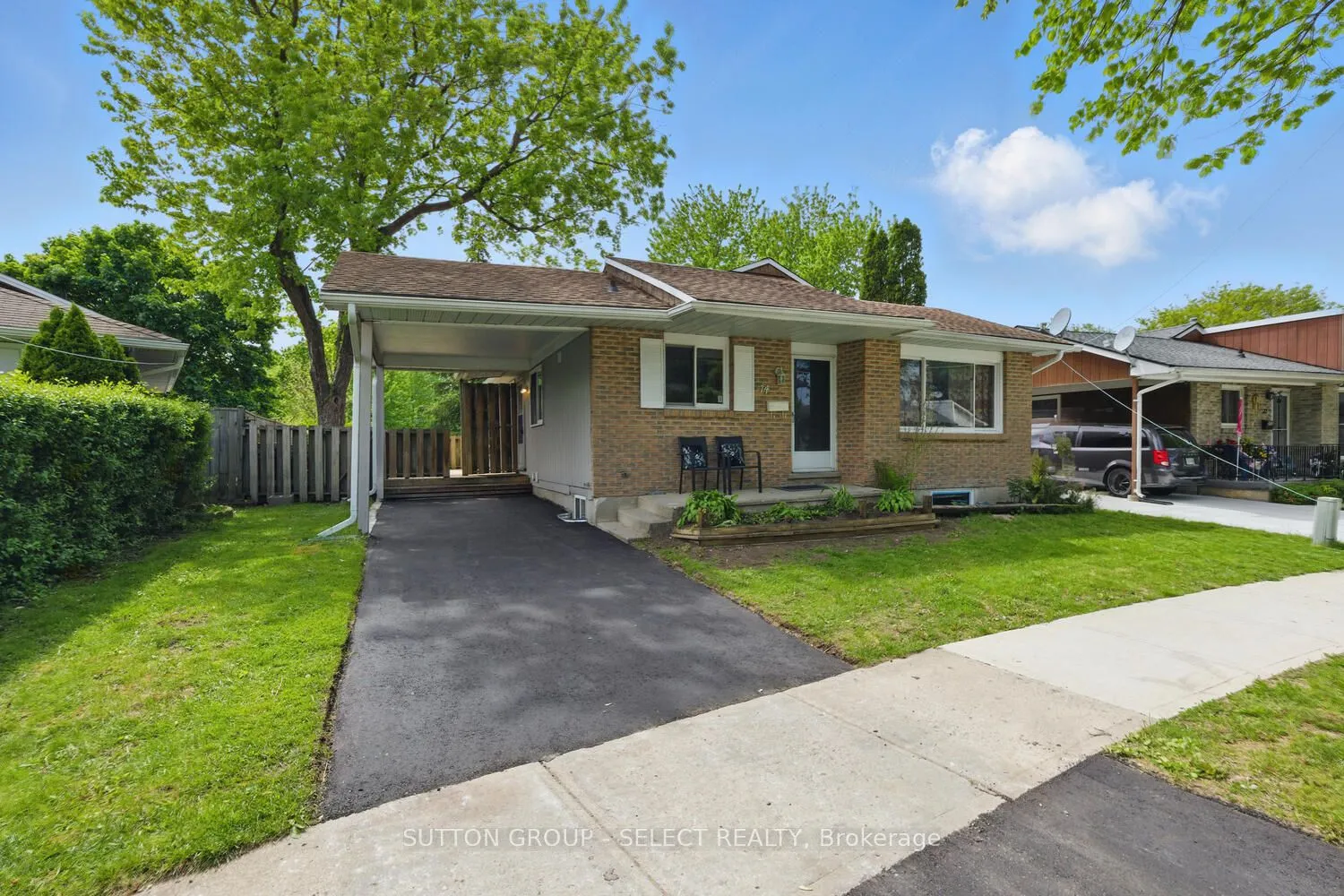 74 Archer Crescent, ON N6E 2A5