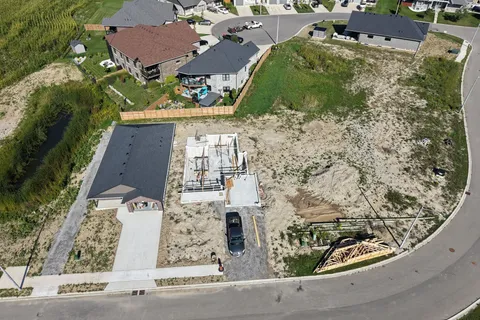 67 Hunter Drive, ON N0E 1M0