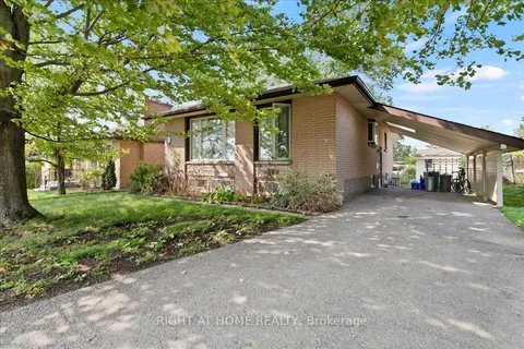 136 Langton Street, ON K9H 6K2