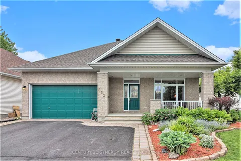 852 Swallowtail Crescent, ON K4A 4M5