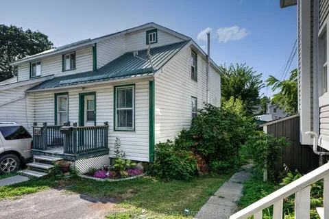 212-214 Garden Street, ON K7G 1J2