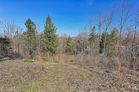 5 Huron View Avenue, ON N0N 1J7