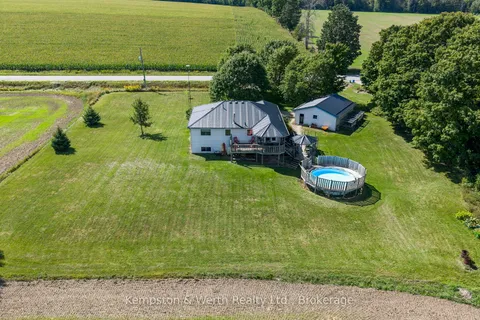 8893 School Road 7 Road, ON N0G 2P0