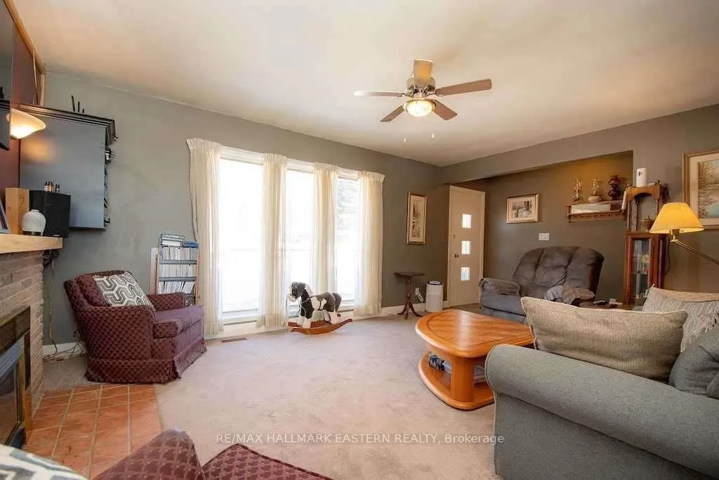 1032 East Communication Road, ON K0L 1H0