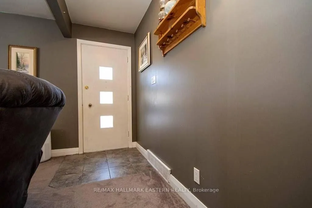 1032 East Communication Road, ON K0L 1H0