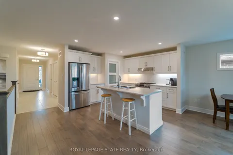 8 Harlequin Court, ON N5R 0L5