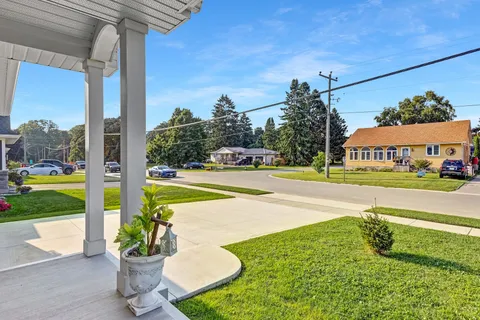 250 Hill Street, ON N5L 1J8