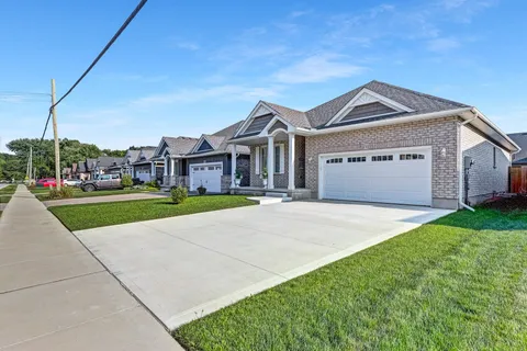 250 Hill Street, ON N5L 1J8