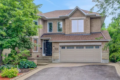 163 Copperwood Street, ON K1C 7S3