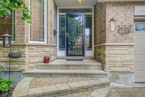 163 Copperwood Street, ON K1C 7S3