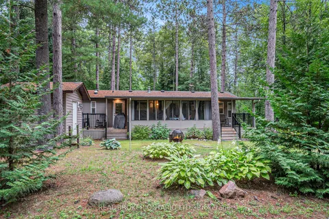 240 Pinewood Park Road, ON K0J 1Y0