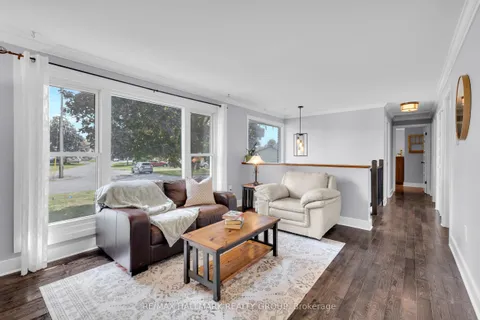 2 Armstrong Place, ON K0C 1H0