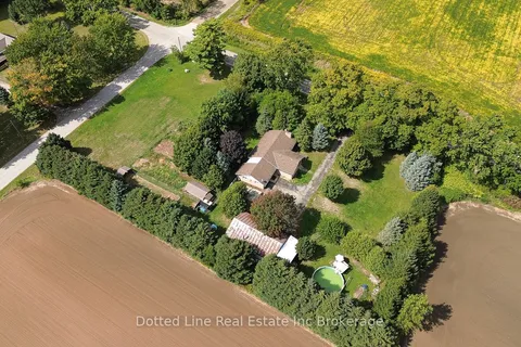 1424 BURFORD-DELHI Townline, ON N0E 1R0