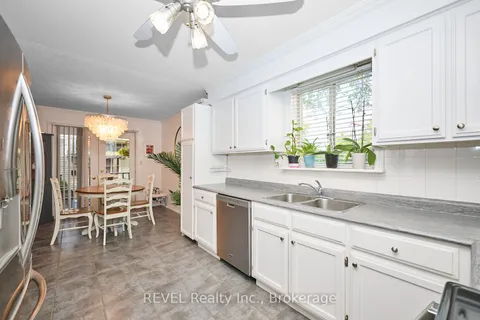 6585 Kuhn Crescent, ON L2H 2H1