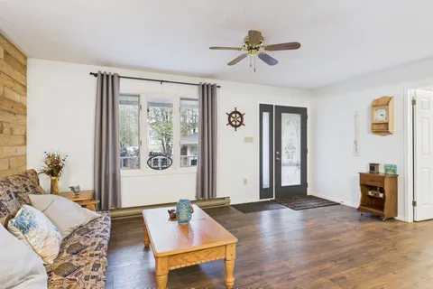 304 Maple Street, ON N2Z 2X3