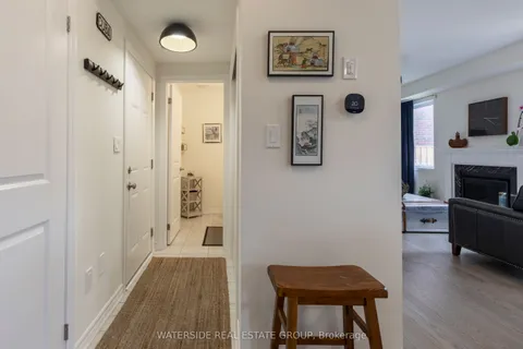 38 Oriole Crescent, ON L3K 6E2