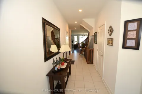 257 Finsbury Avenue, ON K2S 2Y2