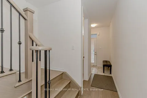 8273 Tulip Tree Drive, ON L2H 3S8