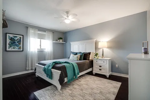 575 Stonehenge Drive, ON L9K 1T4