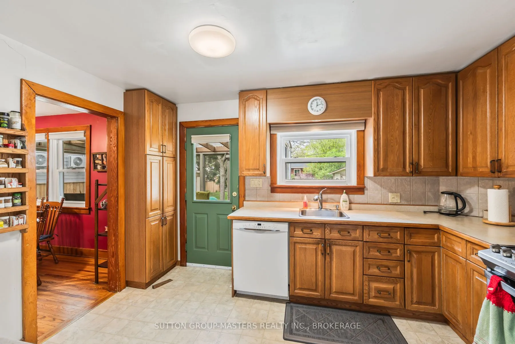 284 Helen Street, ON K7L 4P7