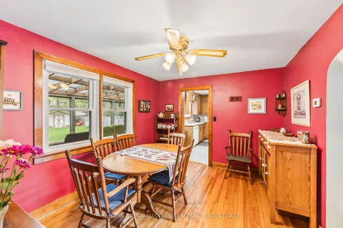 284 Helen Street, ON K7L 4P7