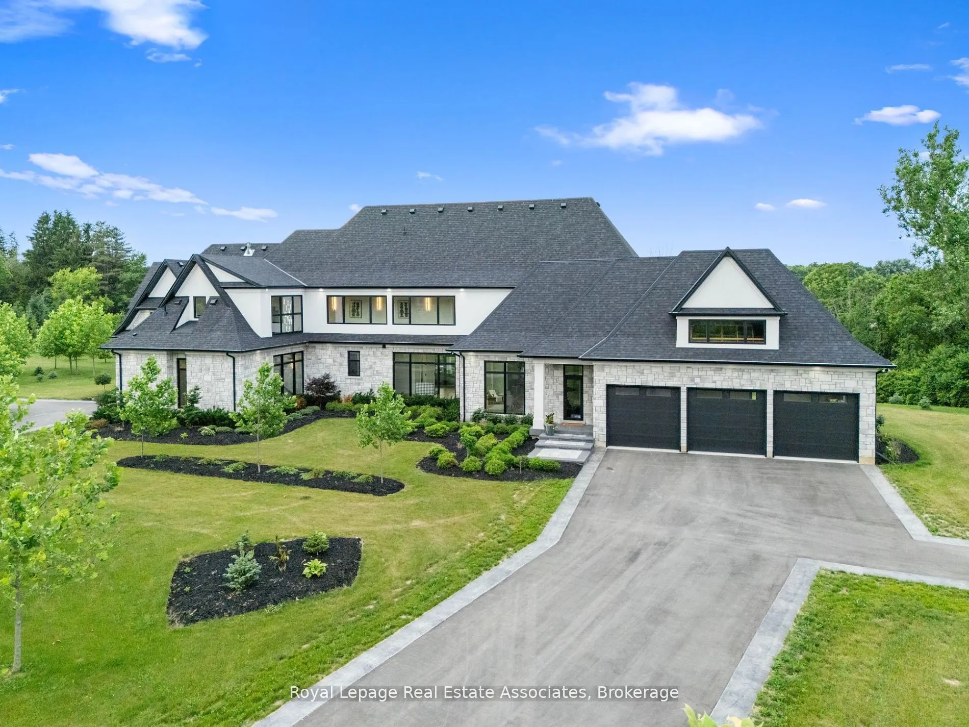 2 River Road, ON N3T 0N2