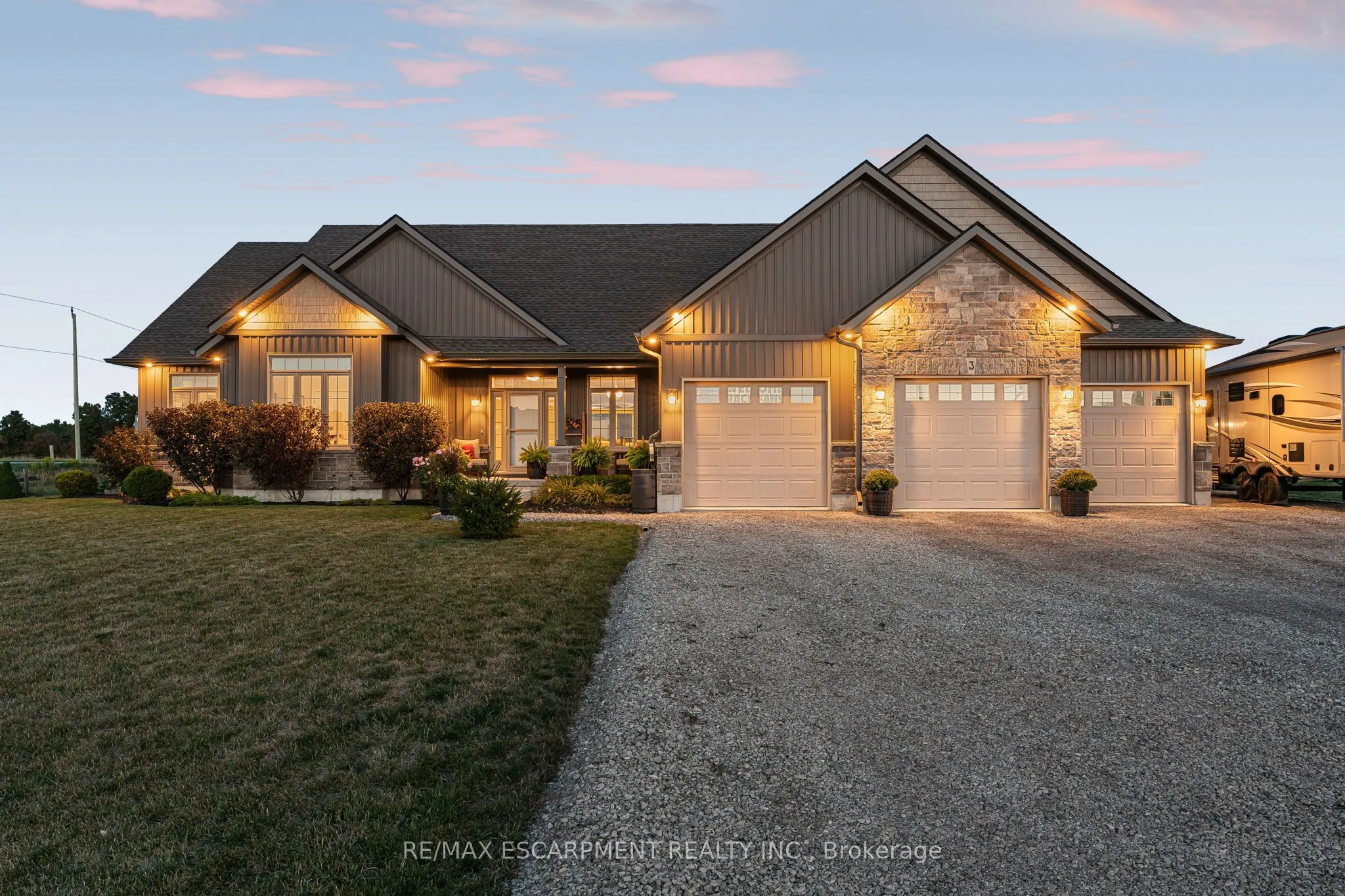 3 Silverthorne Court, ON N1A 2W2