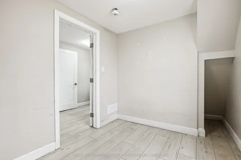 19 Bailey Street, ON L2S 1J3