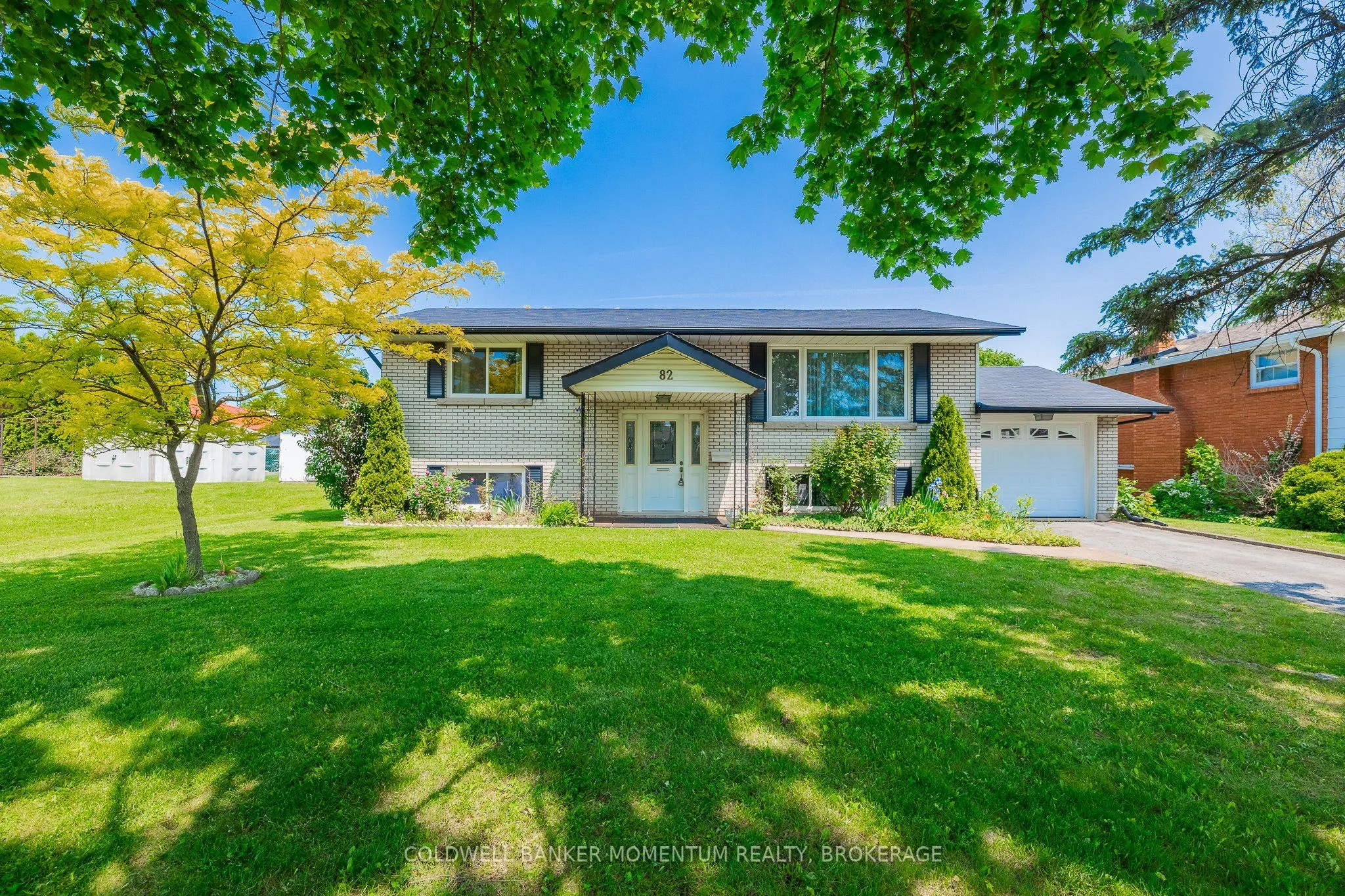 82 McDonald Avenue, ON L2V 3E7