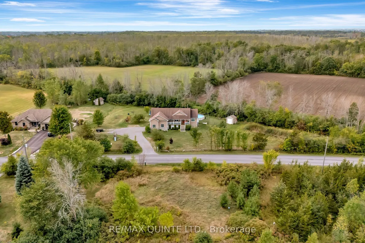 405 Brennan Road, ON K8N 4Z6