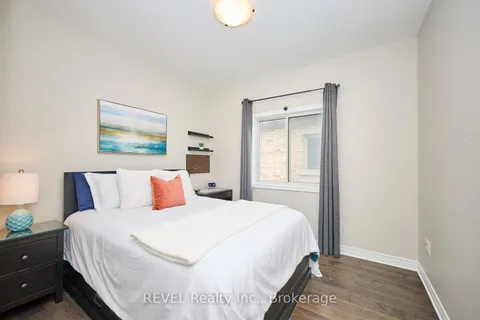 5 Cinnamon Street, ON L2V 0H5